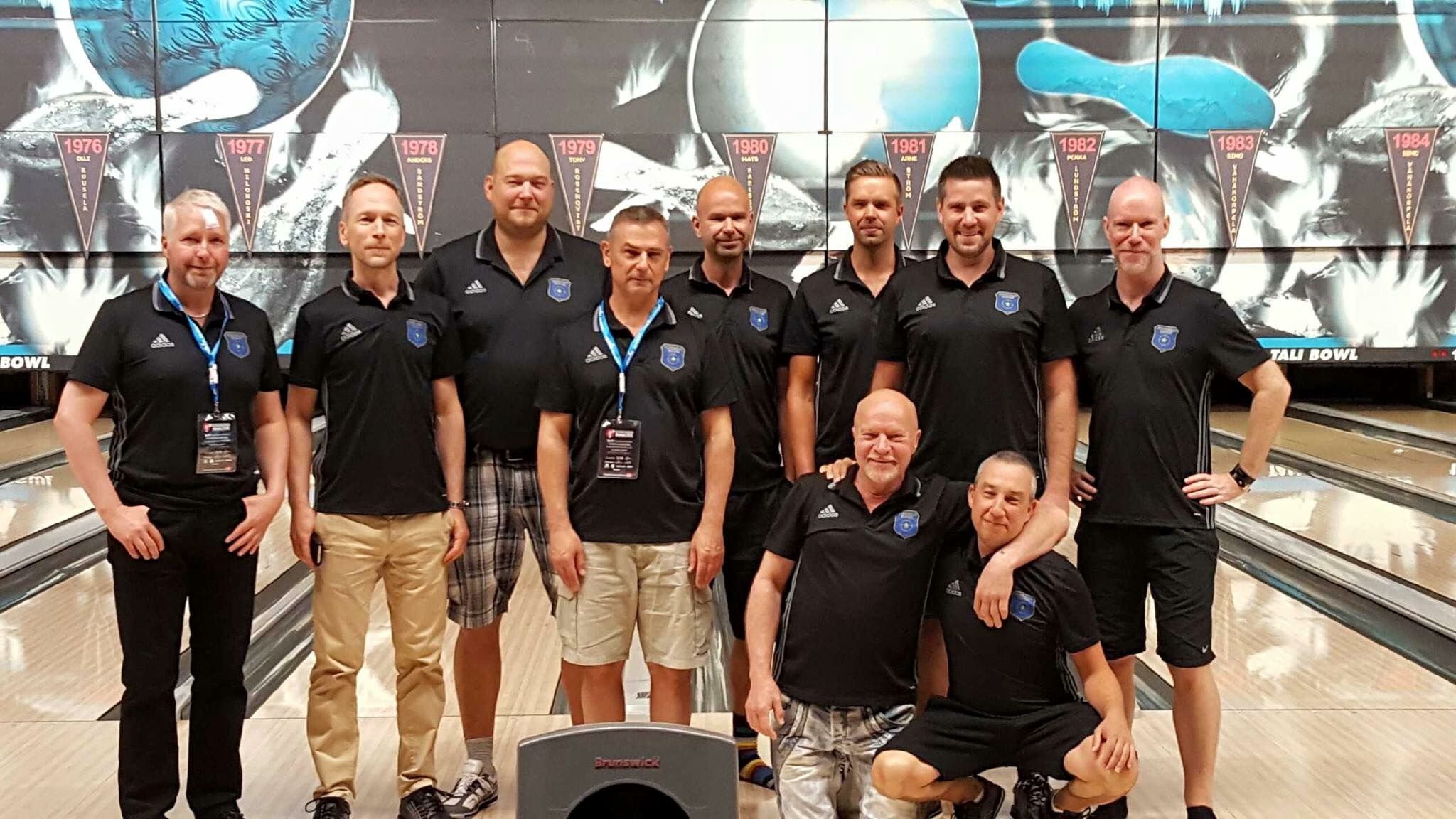 Stockholm All Stripes Bowling Finland 2016